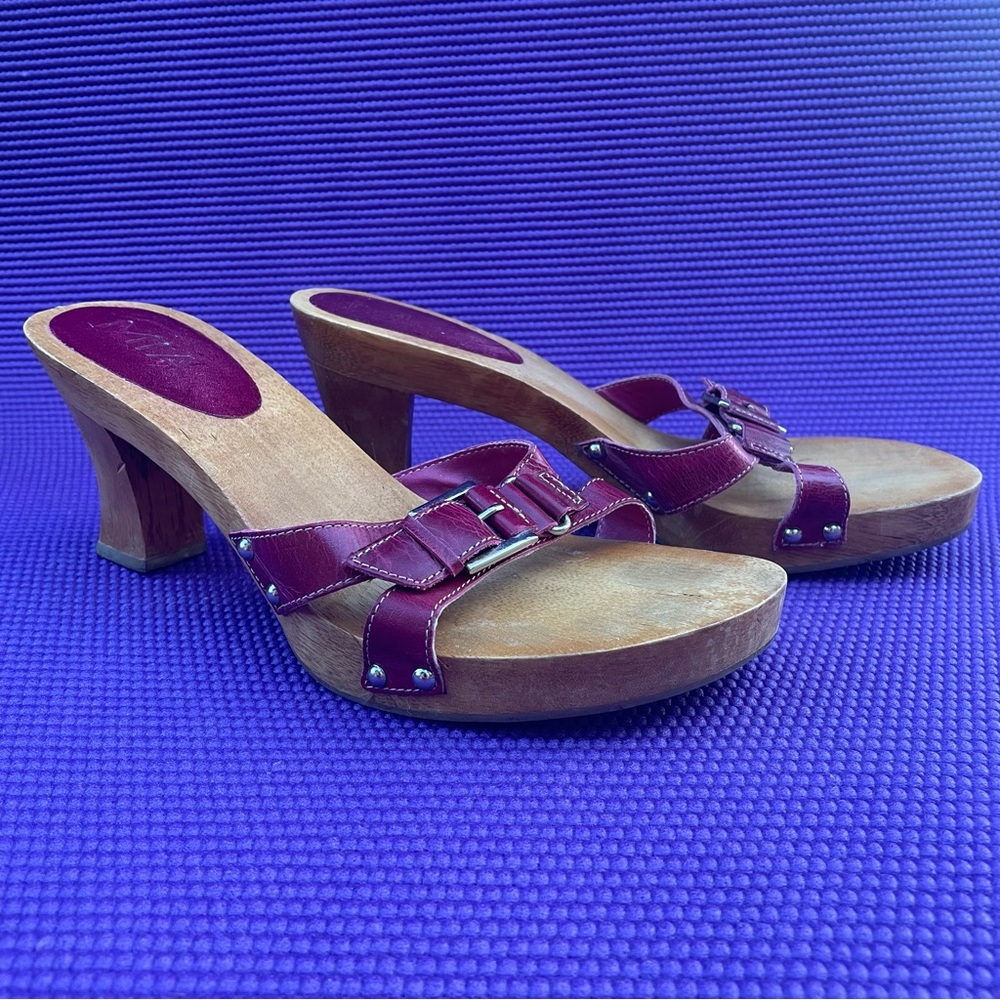 MIA Vintage 90s Y2K Wood Heels Womens 8